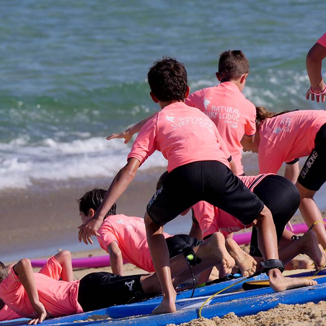 stage surf collectif enfants à Seignosse dans les Landes près d'hossegor