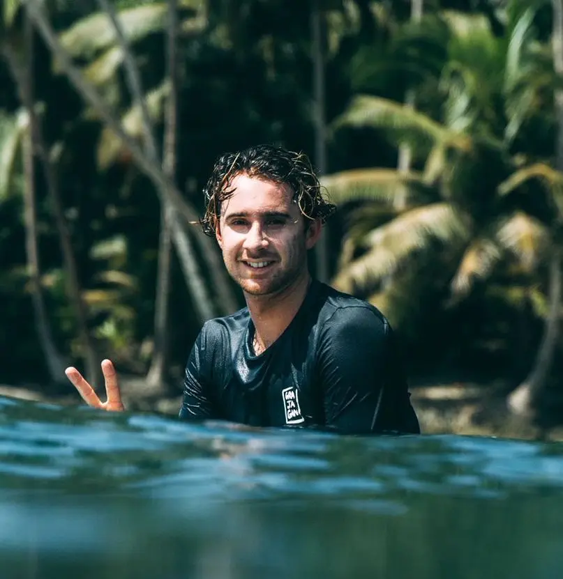 INdhy-mentawai-carre